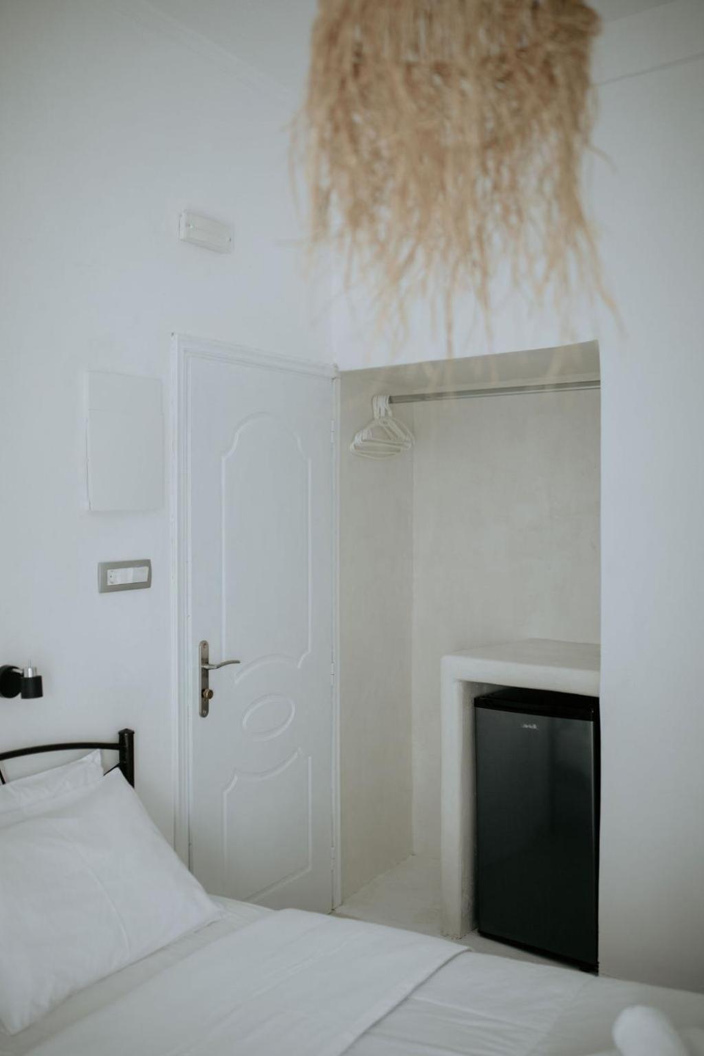 Hotel Thirasia Fira (Santorini) Quarto foto