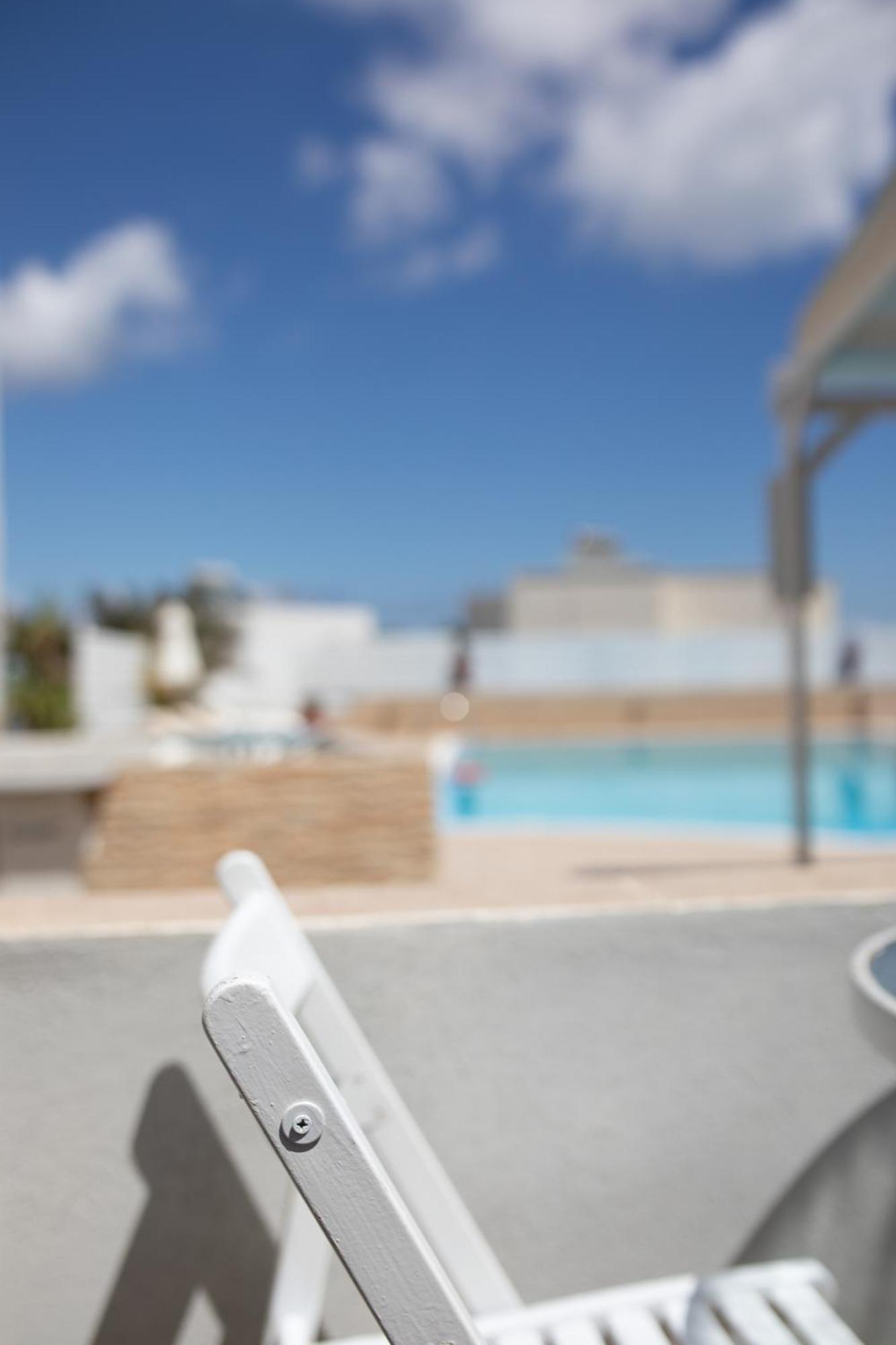 Hotel Thirasia Fira (Santorini) Quarto foto