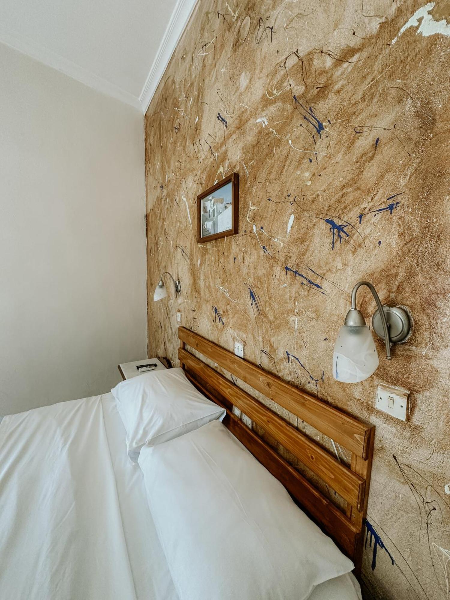 Hotel Thirasia Fira (Santorini) Quarto foto